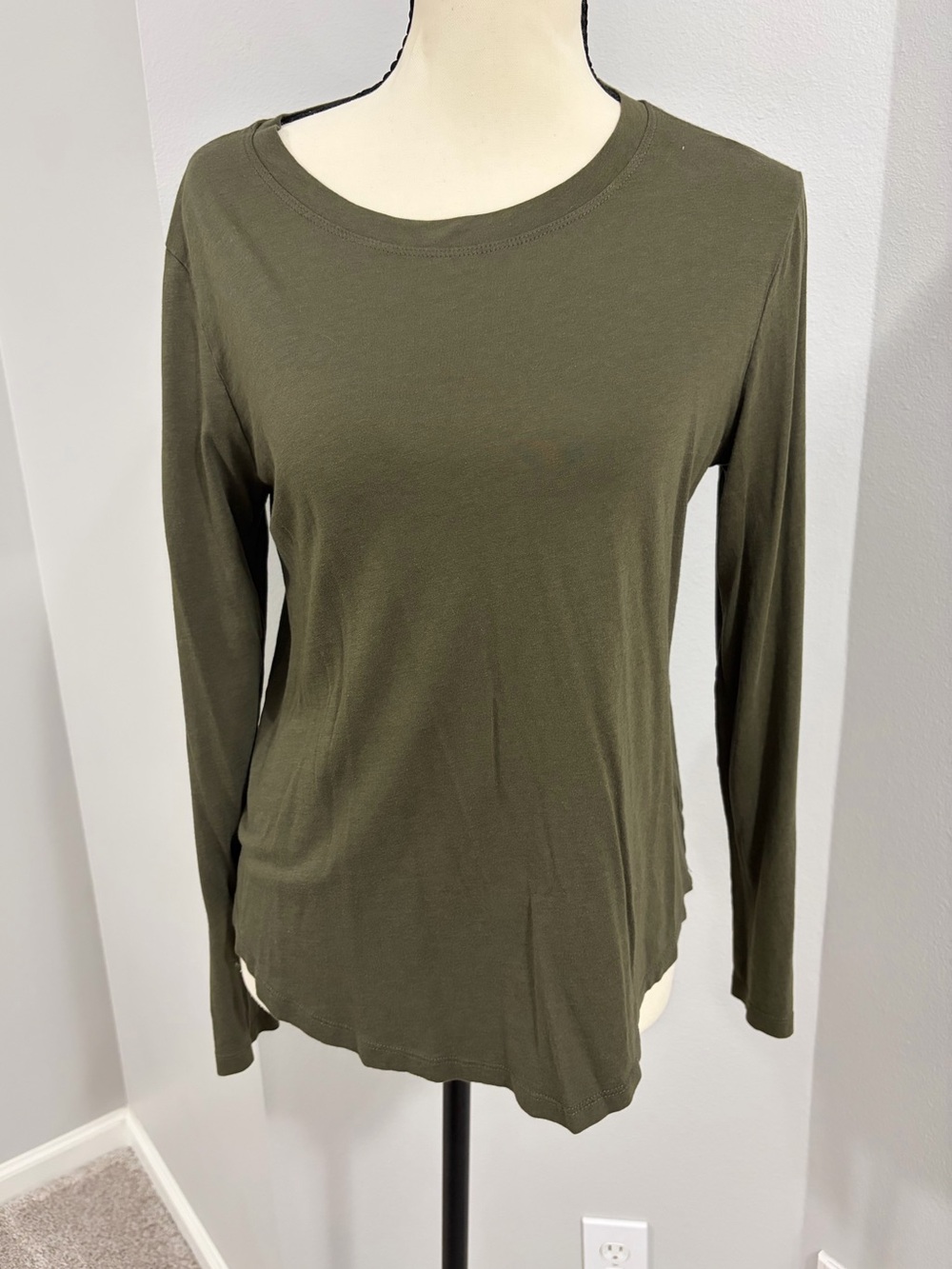 Olive Green Long Sleeve Crewneck Top